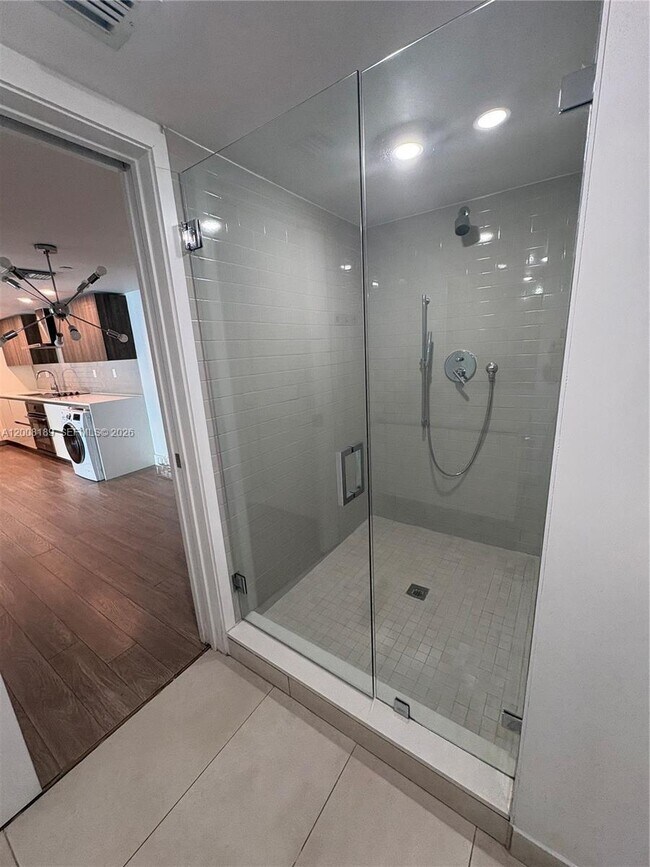 Building Photo - 1025-1092 92nd St