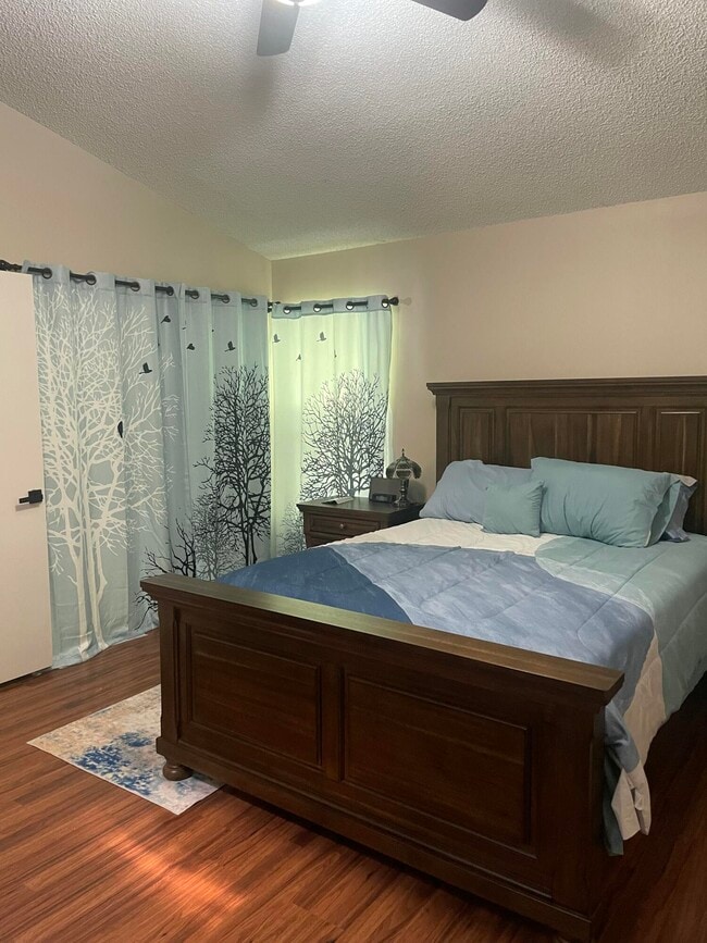 Building Photo - 3757 Blue Ridge Rd