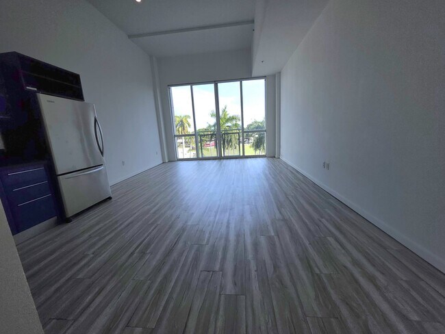 Building Photo - 244 Biscayne Blvd
