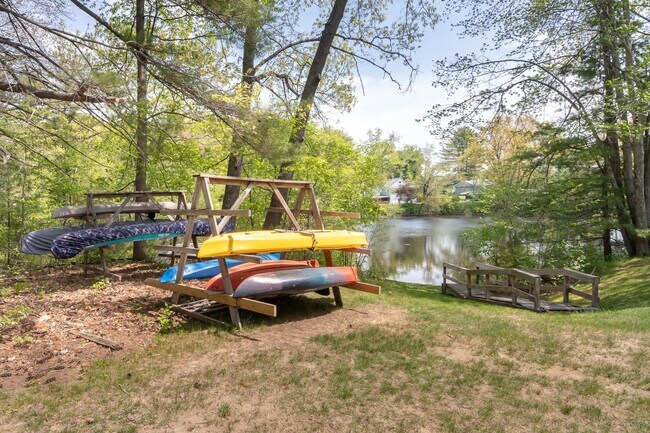 Building Photo - 7 Swiftwater Dr