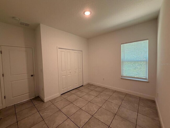 Building Photo - 16100 SW 35th Court Rd