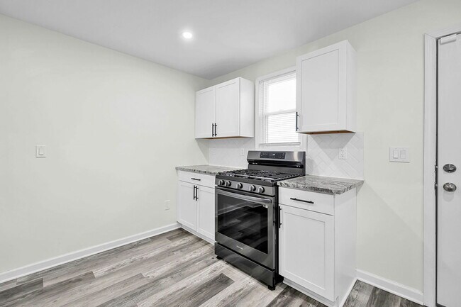 Building Photo - 1216 Atcheson St