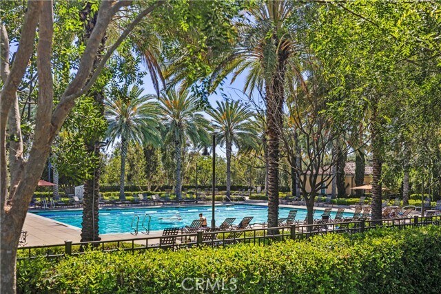 Building Photo - 717 Spring Gdn