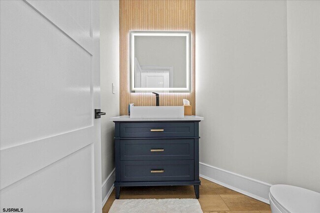 Building Photo - 31 Seaside Ct