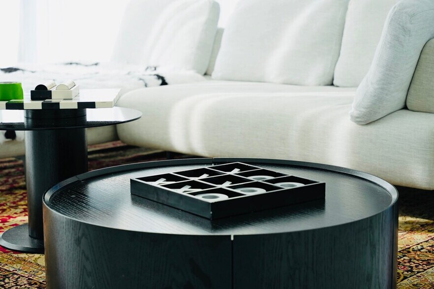 Building Photo - 631 Brickell Ave