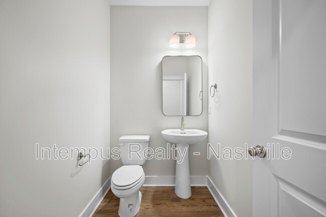 Building Photo - 704 Conifer Dr