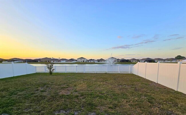 Building Photo - 1026 Golden Shiner Ave