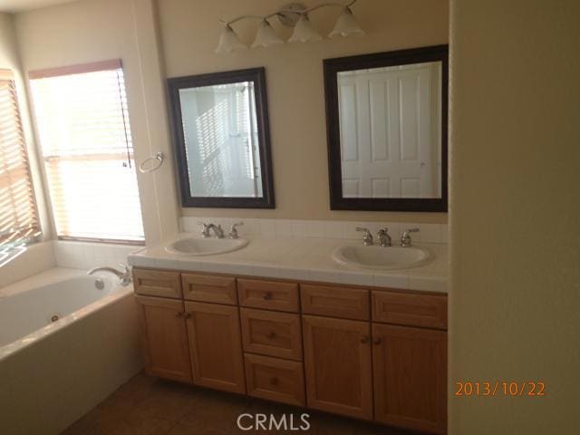 Building Photo - 16456 High Bluff Ct