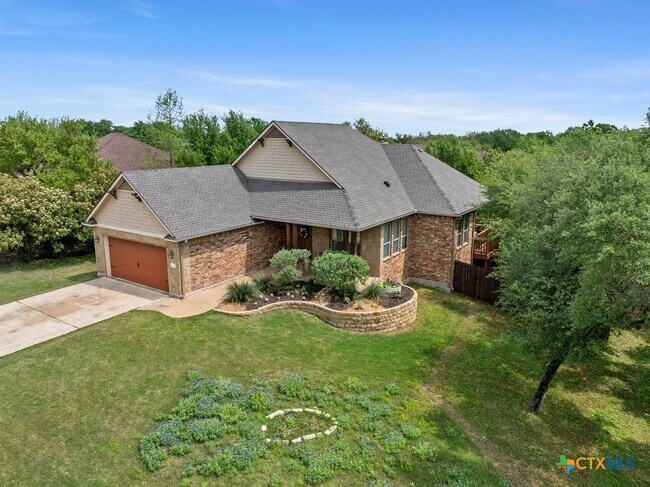 Building Photo - 2402 Twin Ridge Ct