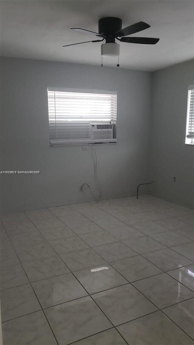 Building Photo - 1816 McKinley St