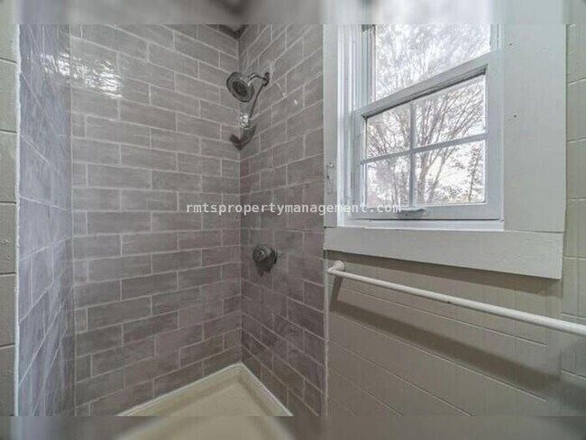 Building Photo - 1202 GA-124