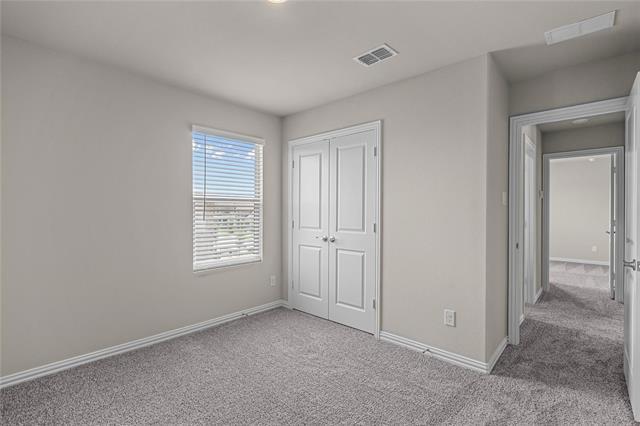 Building Photo - 210 Monarch Wy