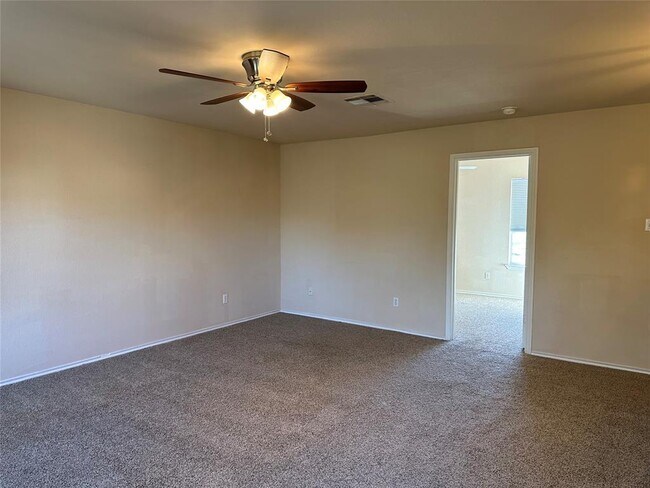 Building Photo - 1328 Kenneys Way