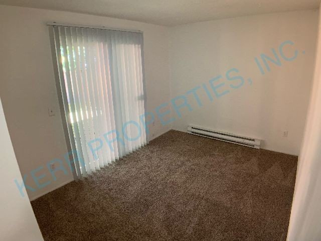 Building Photo - 3031 NE Juniper Ave