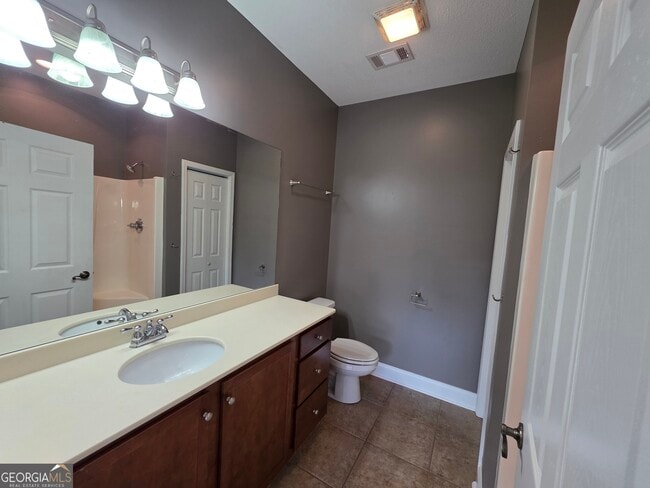 Building Photo - 412 Nandina Ct