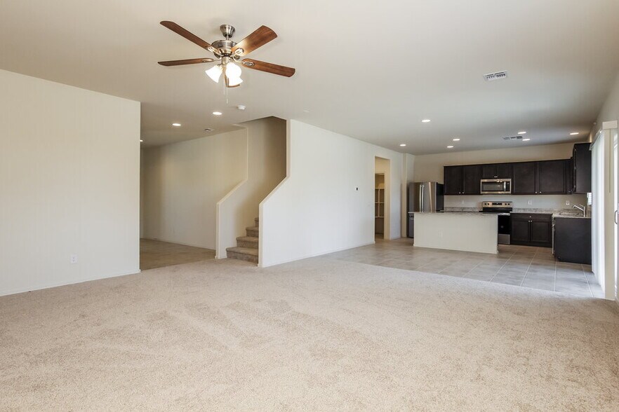 Building Photo - 5012 S 109th Dr