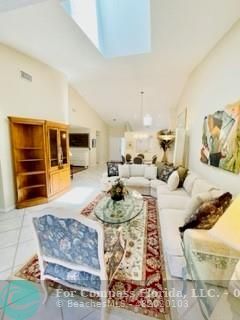 Building Photo - 5758 Royal Lake Cir