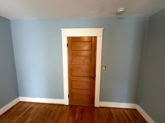 Building Photo - 4 Bedroom House Near Downtown Eugene