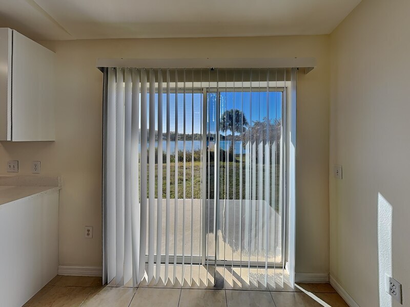 Building Photo - 374 Willow Song Ct