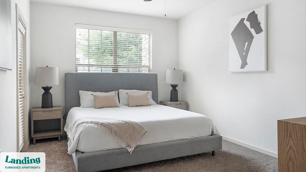 Building Photo - 10800 Lakeline Blvd