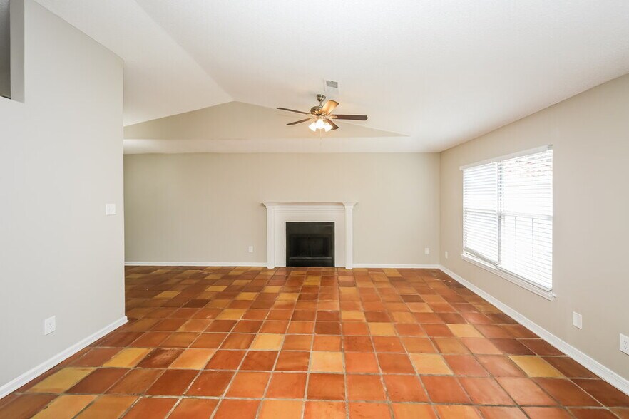 Building Photo - 7203 Atterbury Cir E