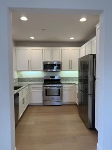 Building Photo - 1341 McFadden Dr