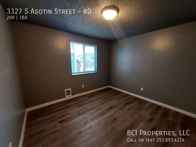 Building Photo - 3327 S Asotin St