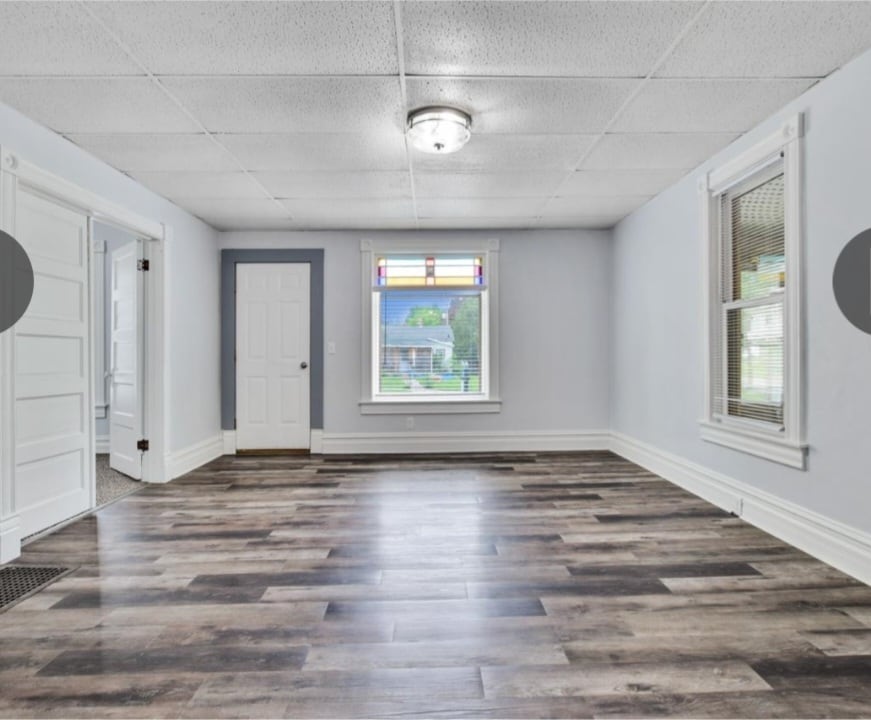 Building Photo - 309 2nd Ave