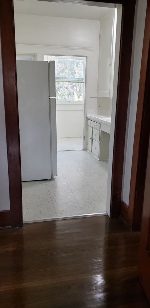 Building Photo - Victorian Gem in Golden Hill with garage!