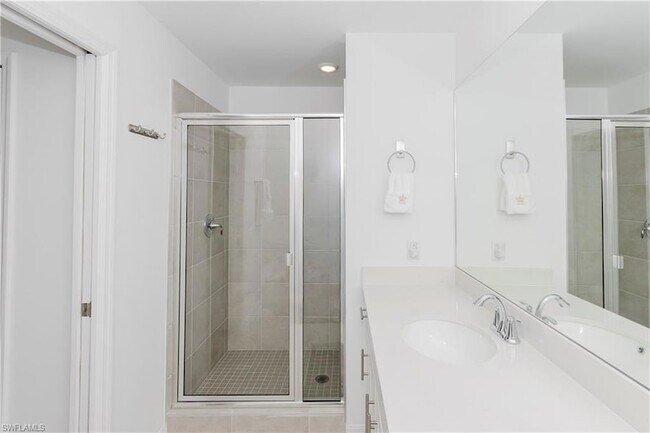 Building Photo - 5555 Double Eagle Cir