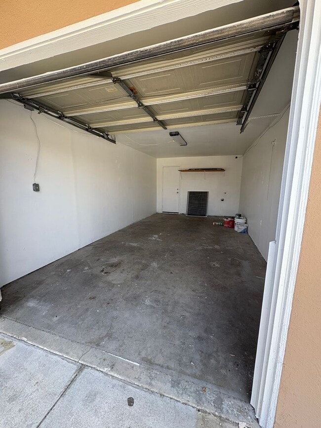 Building Photo - Charming Remodeled 3-Bedroom, 2-Bath in Po...