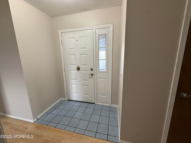 Building Photo - 68 Virgin Islands Dr