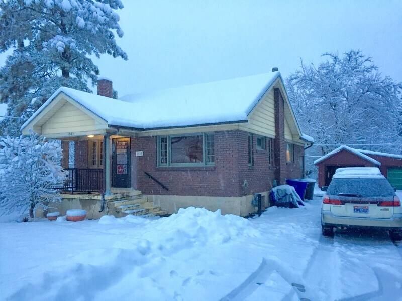 Building Photo - 1383 E Murphys Ln
