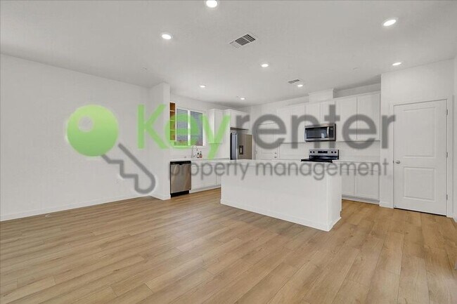 Building Photo - 8112 Monkeyflower Wy