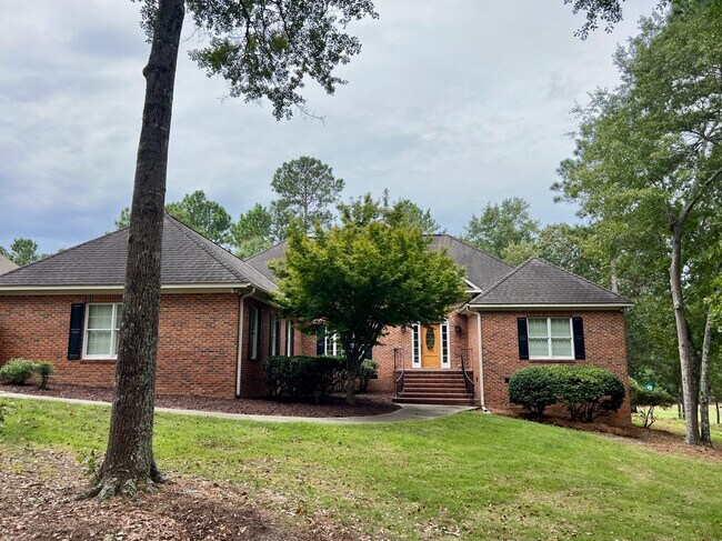 Building Photo - 160 Winged Elm Cir