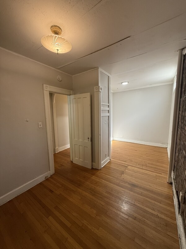 Building Photo - 338 Madison Ave