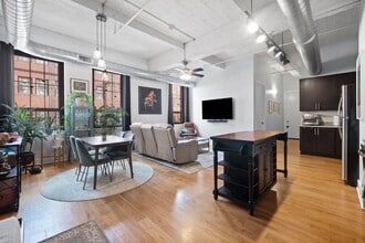 Building Photo - 325 Palisade Ave