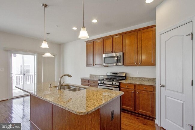 Building Photo - 2564 Cherry Tree Rd