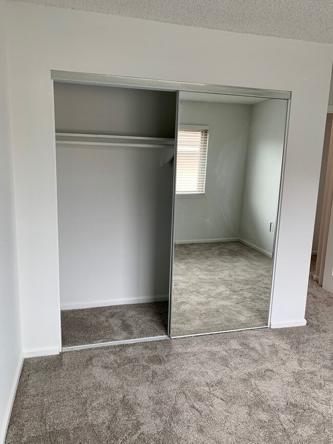 Building Photo - Upgraded Carpinteria Townhome- Great Commu...