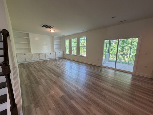 Building Photo - 763 Heartpine Dr