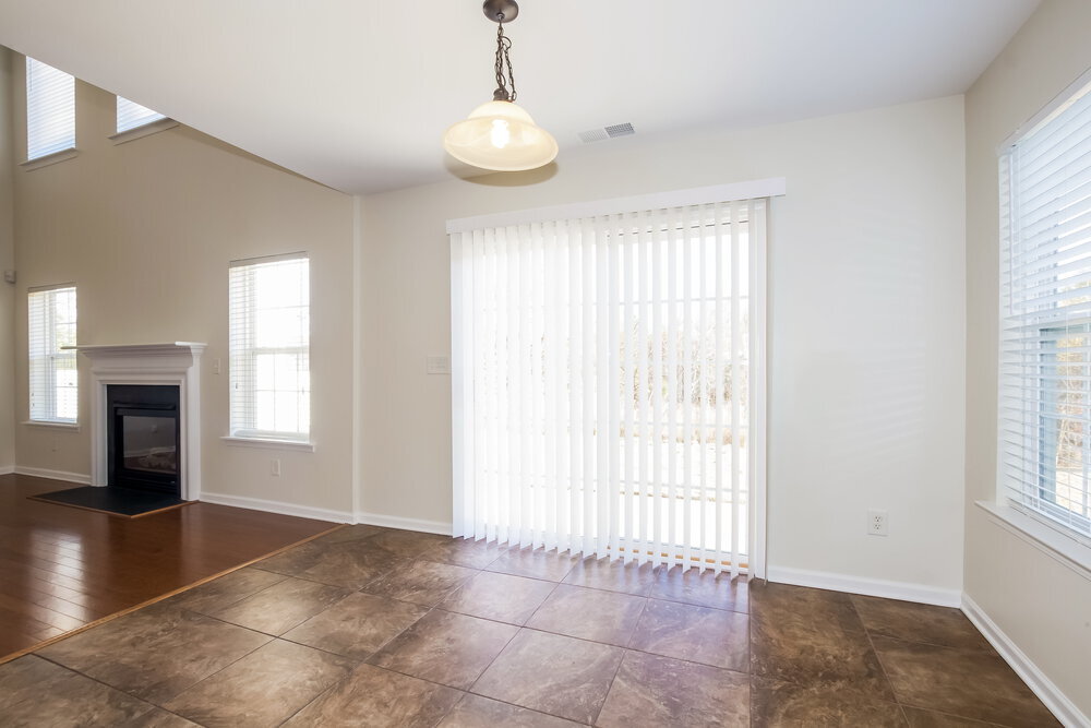 Building Photo - 10321 Samuels Way Dr