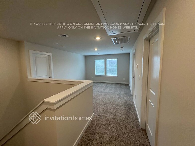 Building Photo - 1318 Bluffton Cir