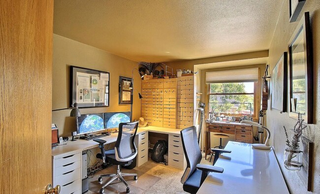 Building Photo - Spacious 4-Bedroom Home with Huge Fenced Y...