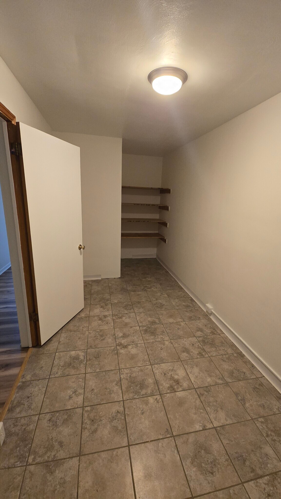 Building Photo - 515 2nd St