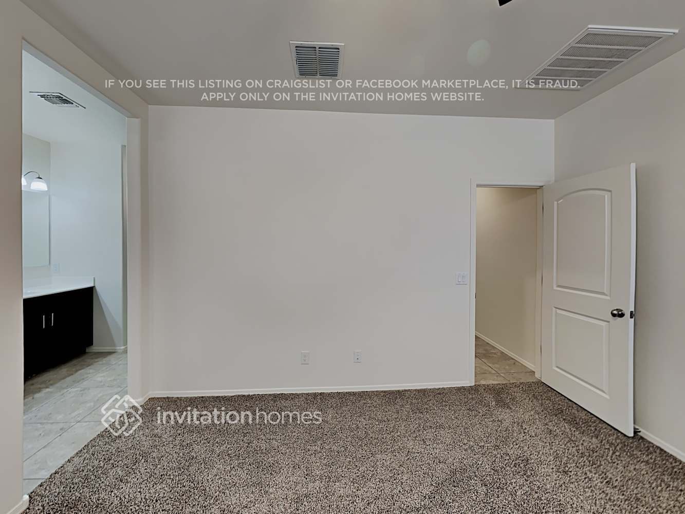 Building Photo - 36822 W Maddaloni Ave