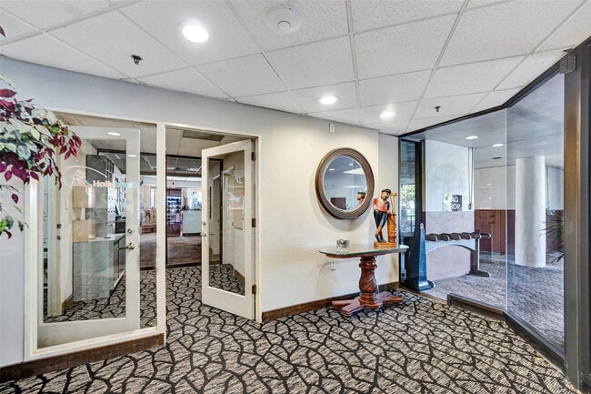 Building Photo - 8900 Washington St