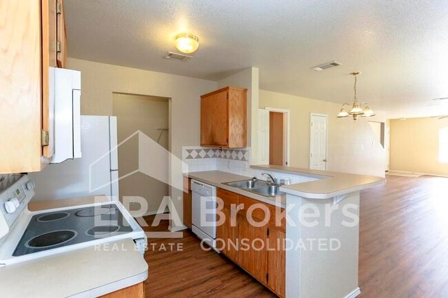 Building Photo - 5705 A Allstar Ct