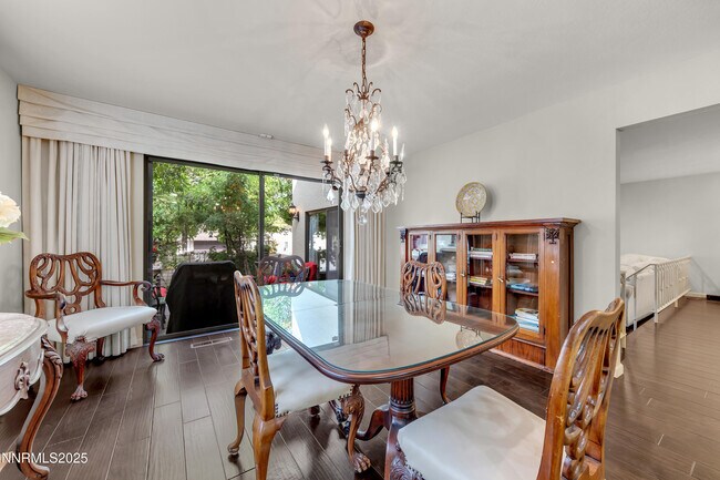 Building Photo - 4953 Lakeridge Terrace W