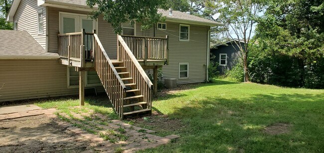 Building Photo - 3 bd, 2 ba house N cental Columbia, near V...