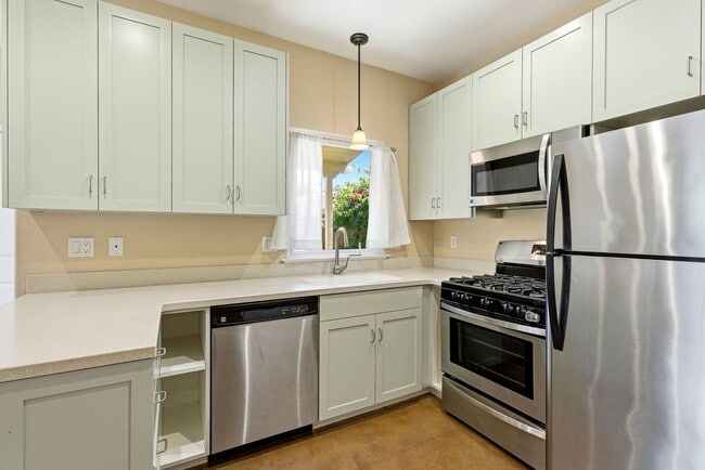 Building Photo - Sunny & Private 1BR Home in Prime Santa Cruz Location